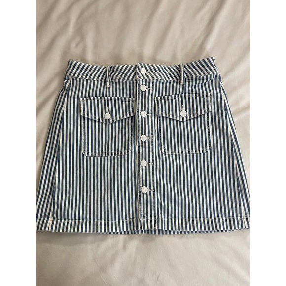 LOFT Dresses & Skirts - LOFT Denim Mini Skirt Womens 8 Blue White Striped Button Front Utility Pocket